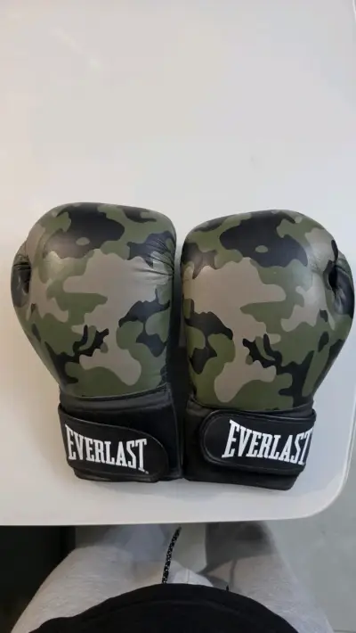 Guantes de Boxeo Everlast Camuflados - miniatura 1