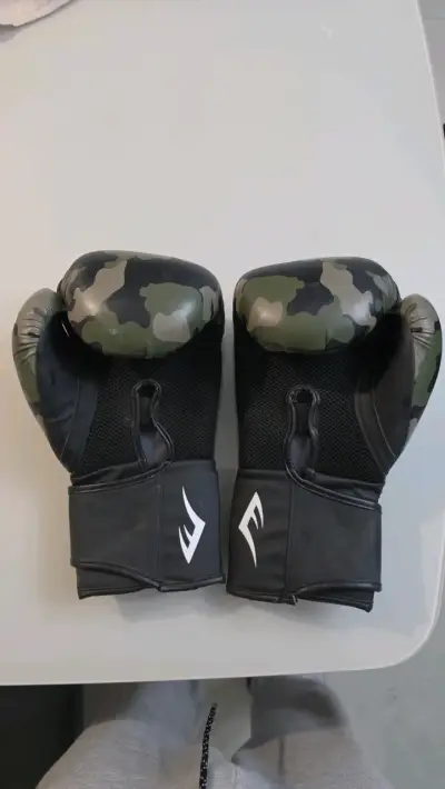 Guantes de Boxeo Everlast Camuflados - miniatura 2