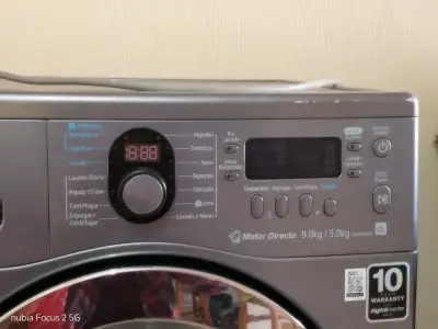 Lavadora LG carga frontal 10 kg gris - miniatura 3