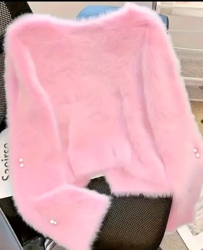 Cardigan de mujer rosa con perlas decorativas - miniatura 4