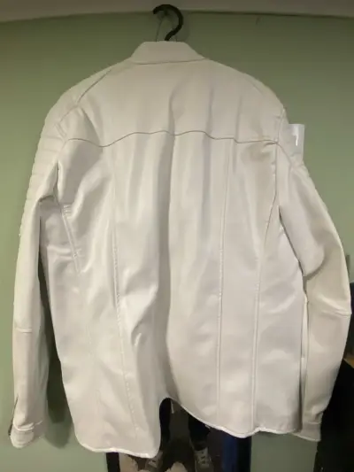 Chaqueta de cuero sintético blanca Guess  hombr - miniatura 2