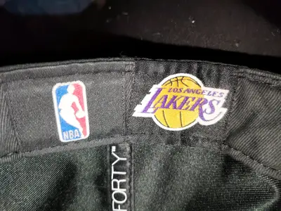 Gorra New Era Los Angeles Lakers negra - miniatura 4