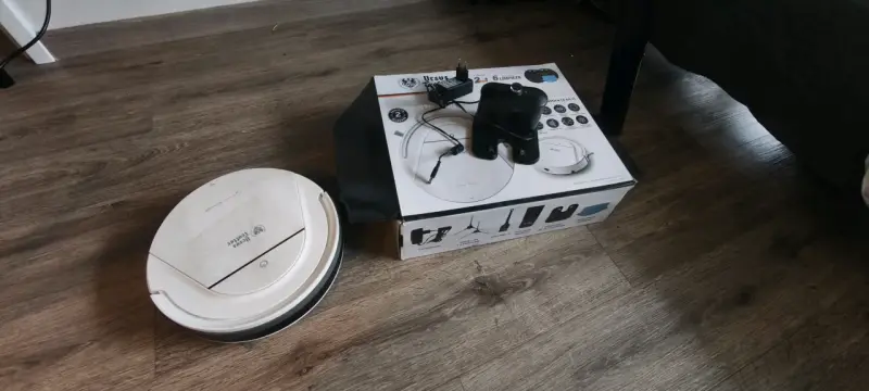 Aspiradora y trapeadora robótica Ursus Trotter 2 en 1 - 3