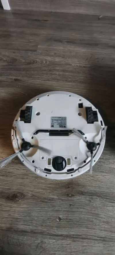 Aspiradora y trapeadora robótica Ursus Trotter 2 en 1 - miniatura 5