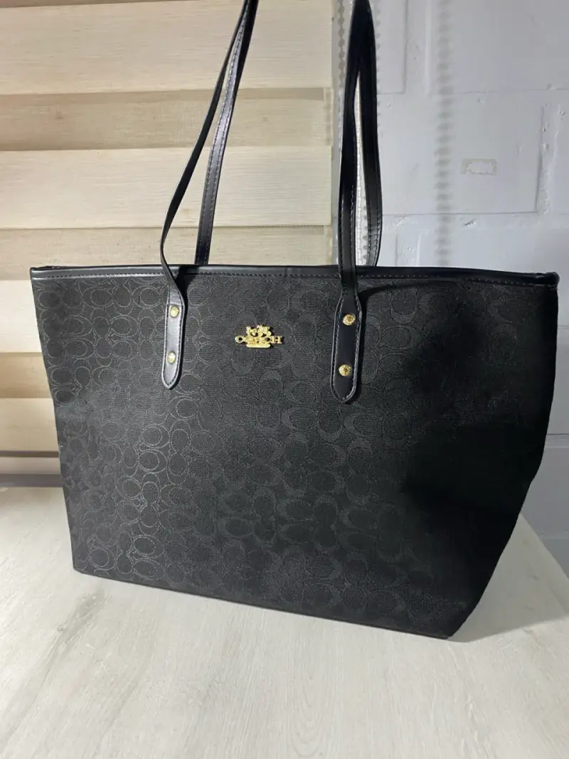 Bolso tote negro Coach - 1