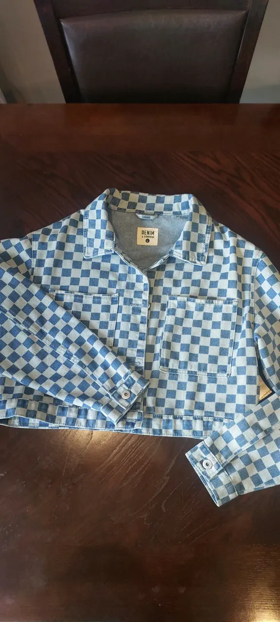 Chaqueta de mezclilla a cuadros azul y blanco - 1