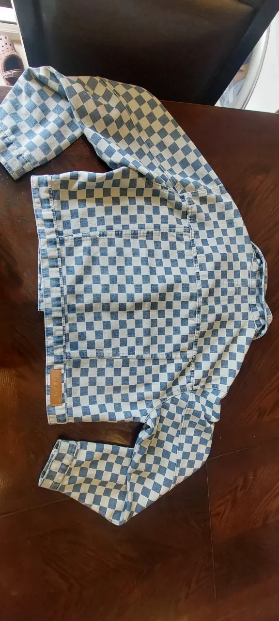 Chaqueta de mezclilla a cuadros azul y blanco - 4