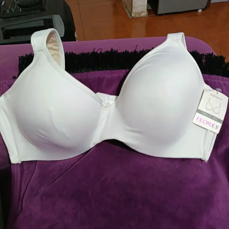 Sostén blanco con soporte talla 42C