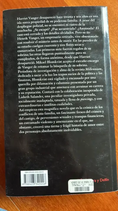Libro 'Los hombres que no amaban a las mujeres' de Stieg Larsson - miniatura 2