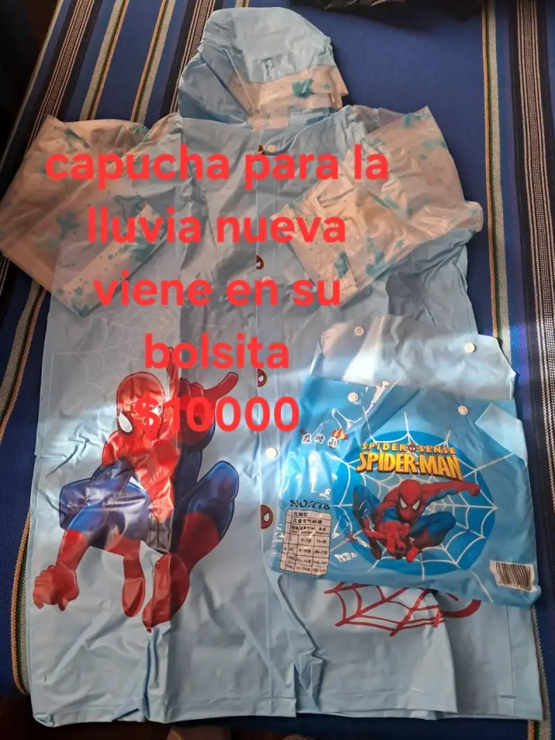 Impermeable infantil Spiderman con capucha