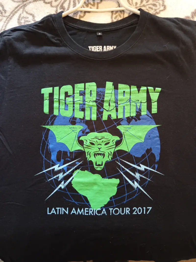Polera Tiger Army Latin America Tour 2017 - 1