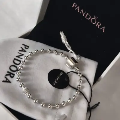 Pulsera de plata Pandora con cuentas brillantes - miniatura 1