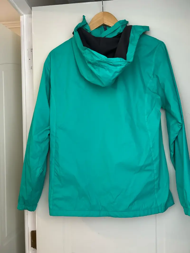 Chaqueta impermeable verde talla L - 2