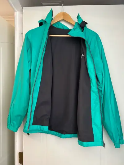 Chaqueta impermeable verde talla L - miniatura 3