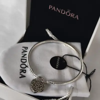 Pulsera Pandora de plata con candado de corazón - miniatura 3