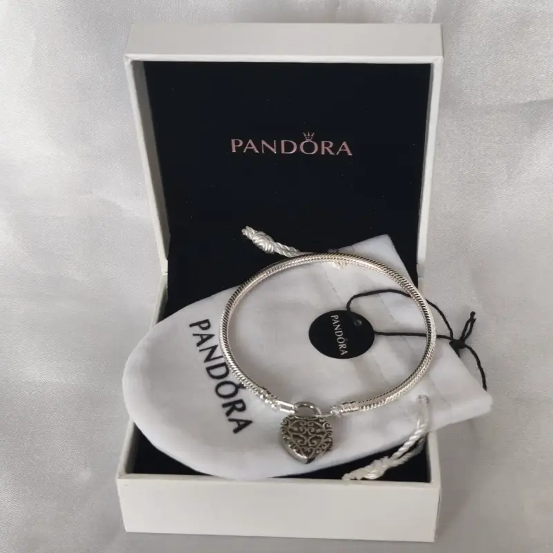 Pulsera Pandora de plata con candado de corazón - 4