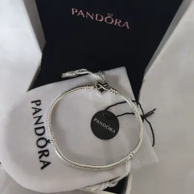Pulsera de plata con dije candado Pandora - miniatura 5