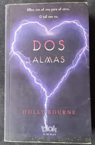 Libro 'Dos Almas' de Holly Bourne