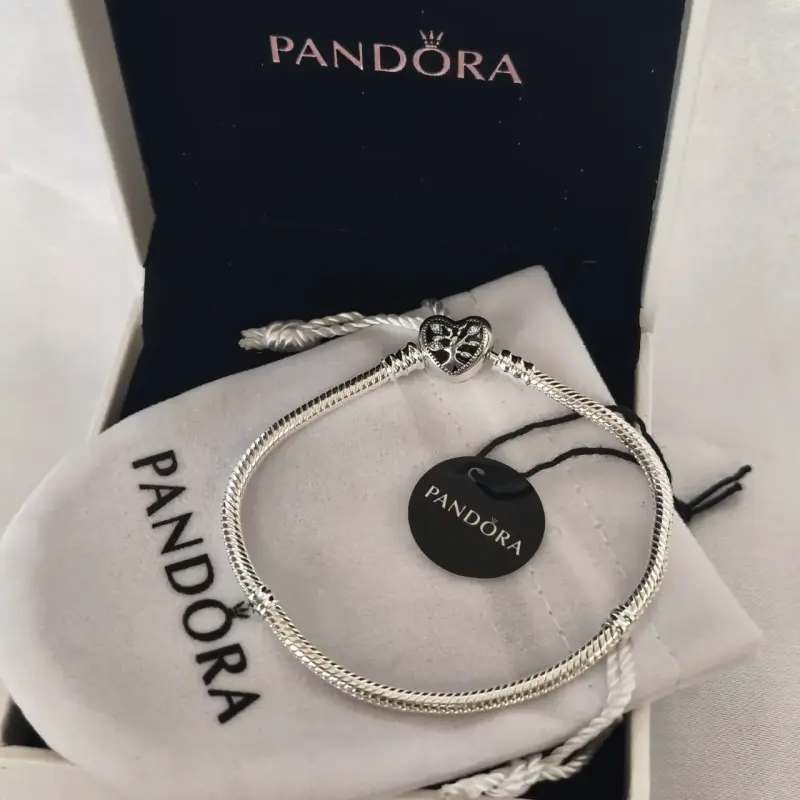 Pulsera de plata arbol familiar Pandora - 2