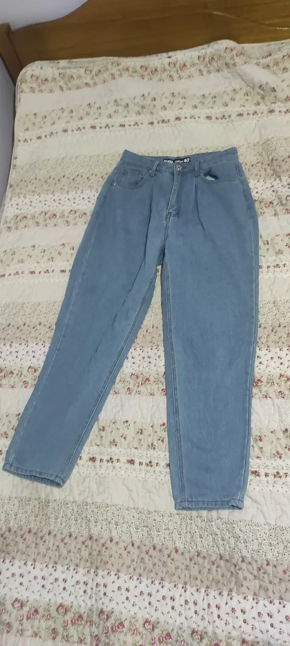 Jeans marca CORONA talla 40 - 1