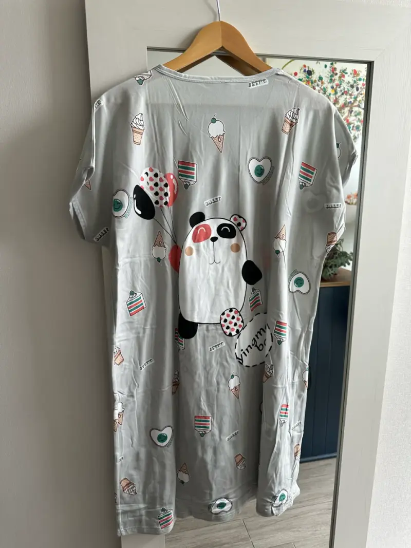 Camiseta de dormir con estampado de panda - 2