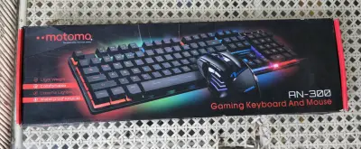 Teclado y mouse gamer Motomo AN-300 con luces LED - miniatura 1
