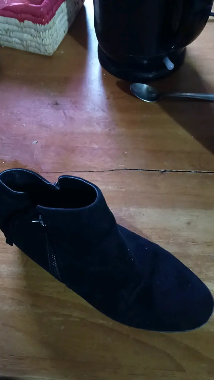Botines negros de cuero con cierre lateral - 3
