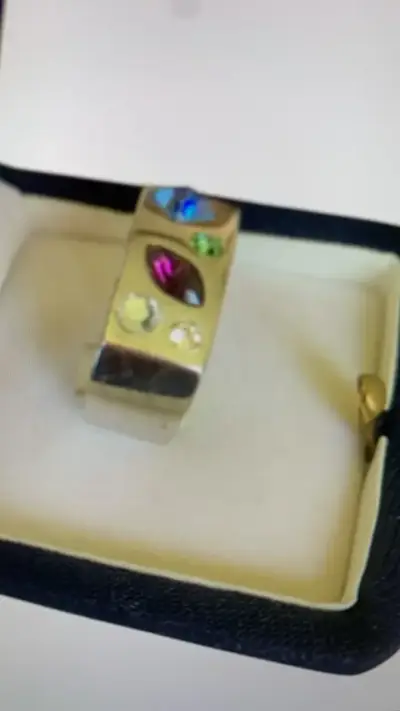 Anillo rodinado con piedras multicolor - miniatura 4