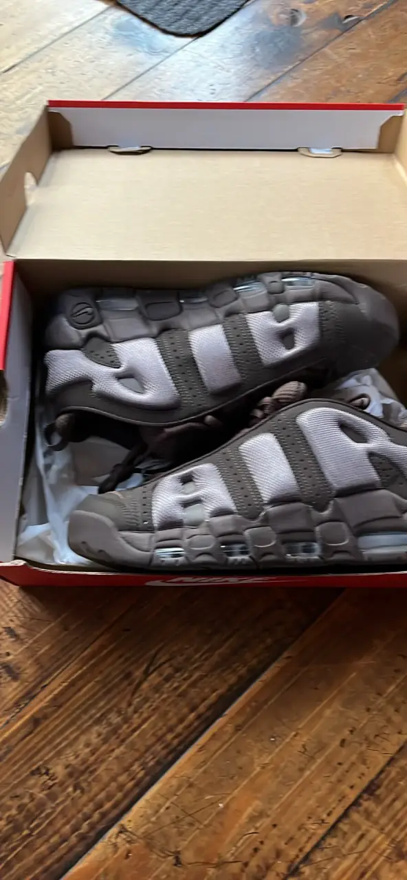 Zapatillas Nike Air More Uptempo cafés - 1