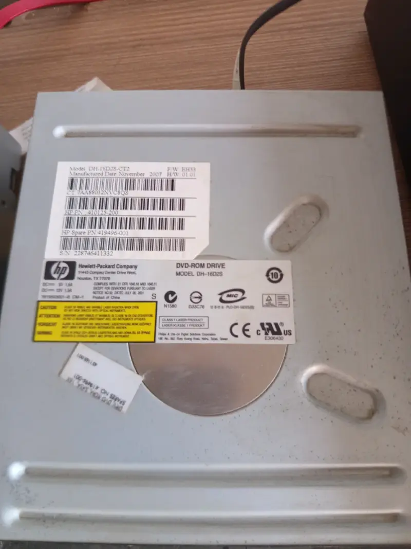 Unidad de DVD interna LG SATA - 3
