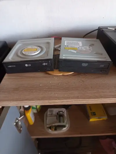 Unidad de DVD interna LG SATA - miniatura 4