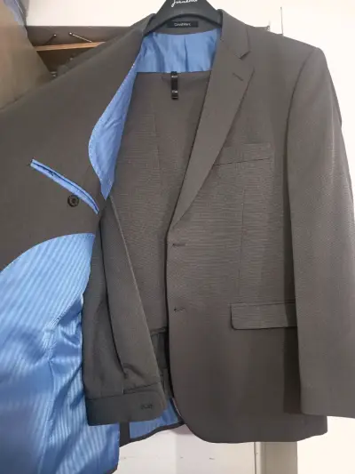 Elegante traje gris para hombre DavidMarc - miniatura 3