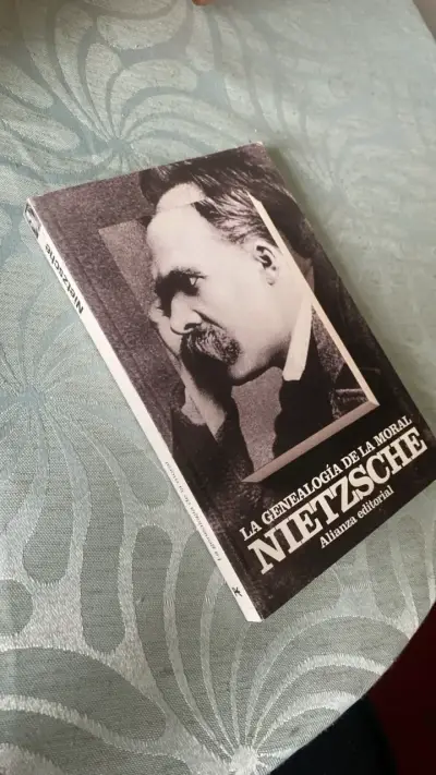 Libro 'La Genealogía de la Moral' de Nietzsche - miniatura 3