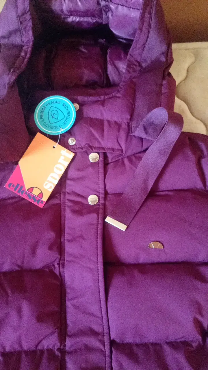 Chaqueta acolchada burdeos con capucha - 5
