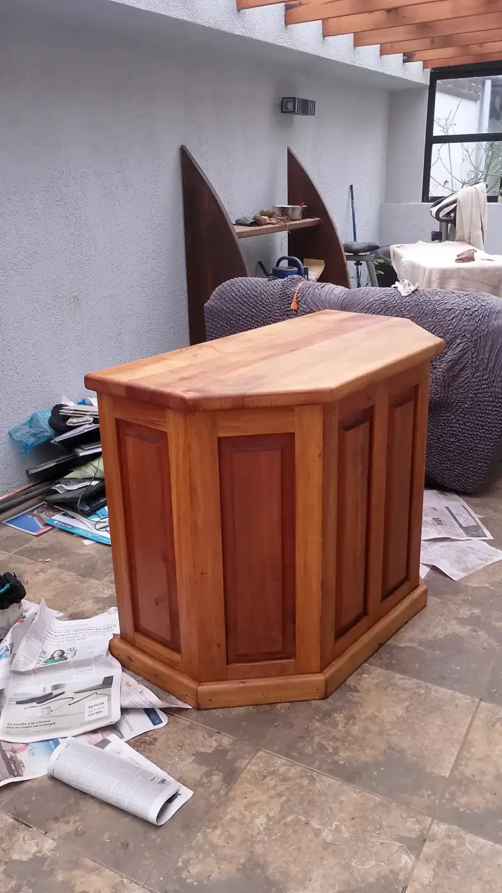 Barra de madera para bar en casa - 3