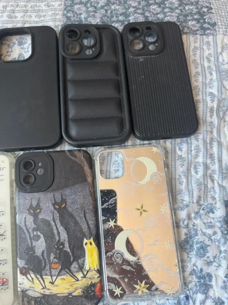 Set de carcasas para iPhone 11 y 15 pro - 5