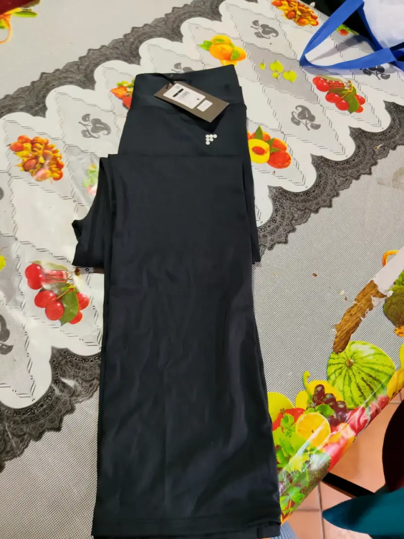 Leggings deportivos negros para mujer