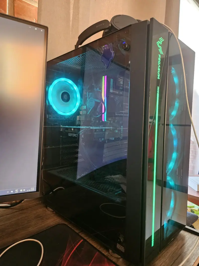 PC de escritorio Intel Core i3 con 16GB RAM y GTX 1650 - 2