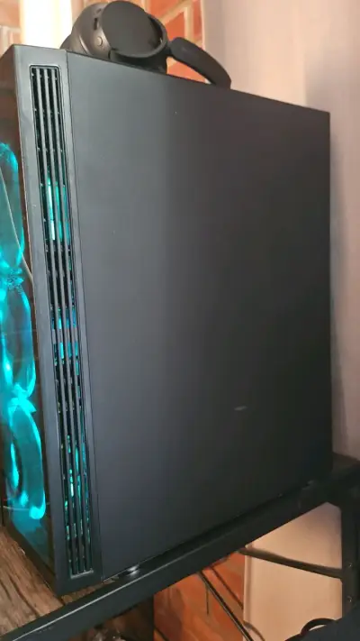 PC de escritorio Intel Core i3 con 16GB RAM y GTX 1650 - miniatura 3
