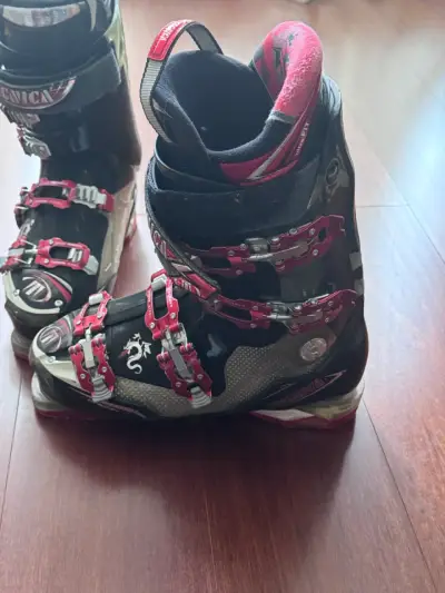 Botas de esquí Tecnica con ajuste preciso - miniatura 1