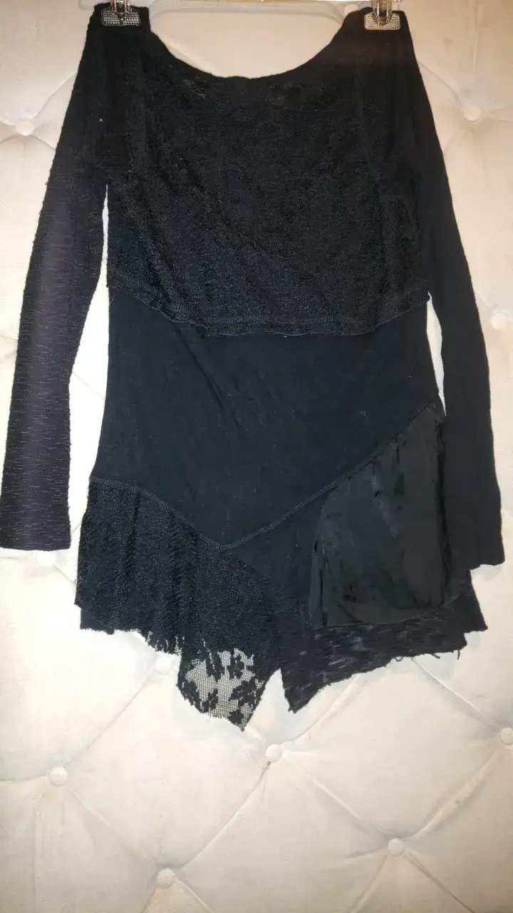 Polera negra de mujer BNY'S con botones - 5