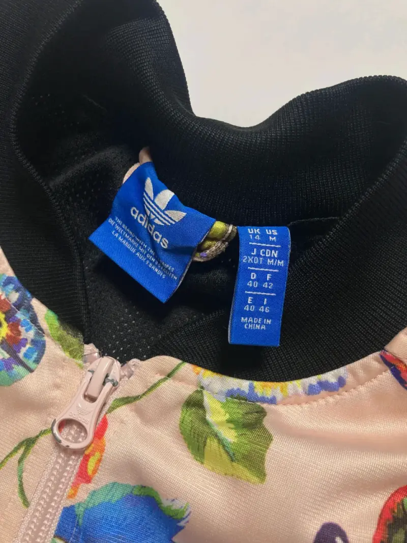 Poleron Adidas Originals Estampado Flores - 3