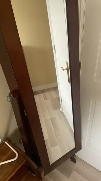 Espejo Joyero de Pie con Organizador - miniatura 3
