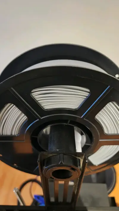 Impresora 3D Creality Ender 3 V2 con filamento - miniatura 4