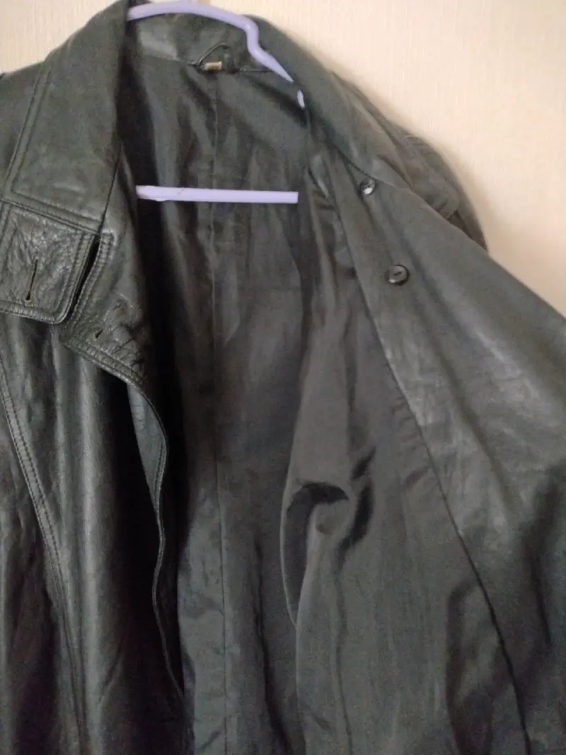 Chaqueta de cuero negra para mujer - 2