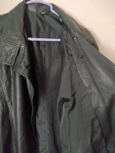 Chaqueta de cuero negra para mujer - miniatura 2