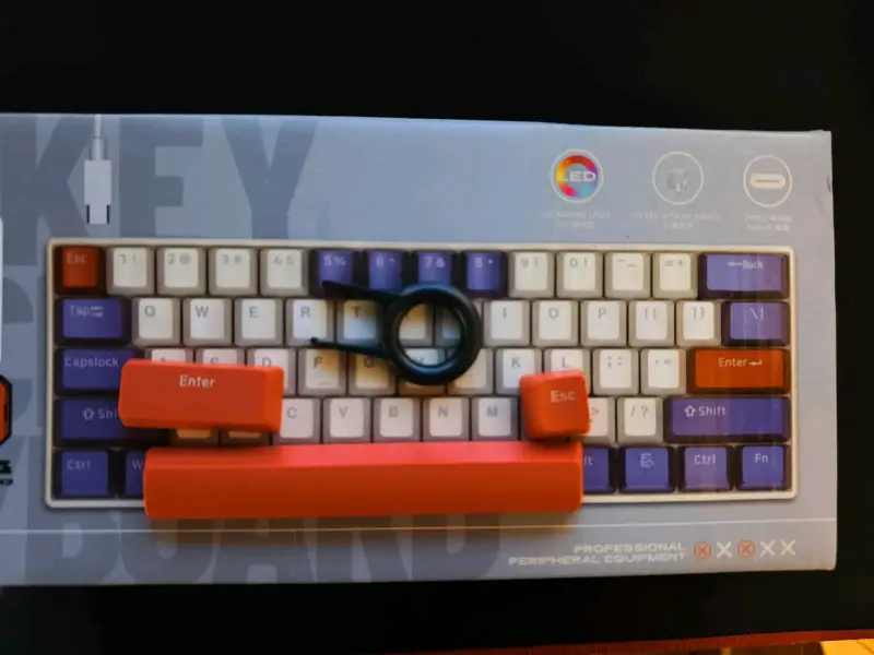 Teclado mecánico compacto azul y blanco - 3