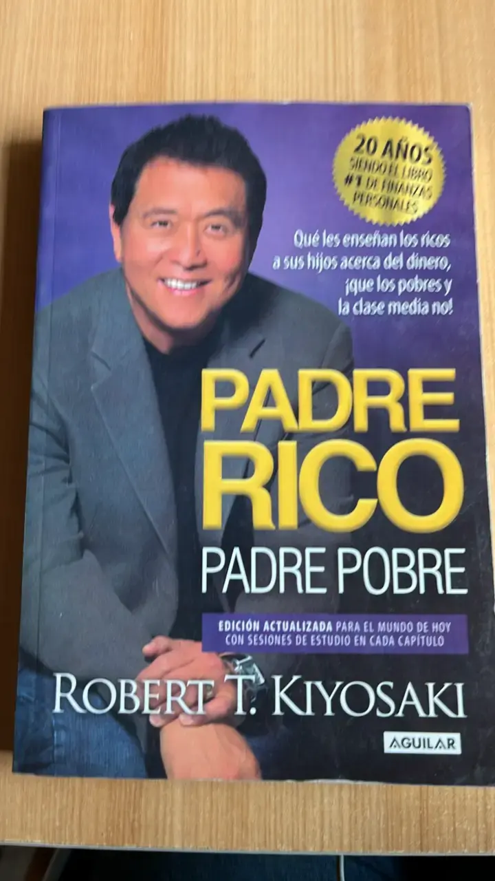 Libro 'Padre Rico, Padre Pobre' de Robert Kiyosaki - 1