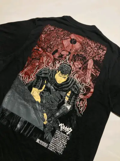 Polera Berserk megaprint - miniatura 4