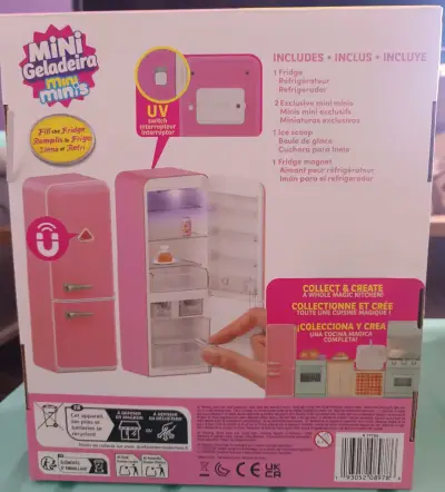 Mini refrigerador de juguete con accesorios - miniatura 3